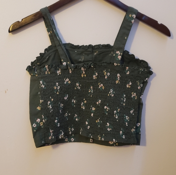 crop top - Picture 2 of 2